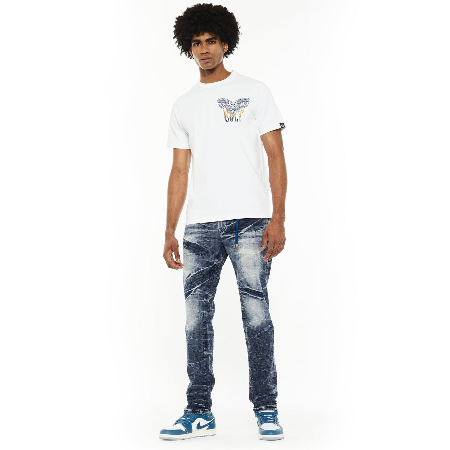 Cult's Heavyweight Short Sleeve Crew Neck Tee "Owl" in White