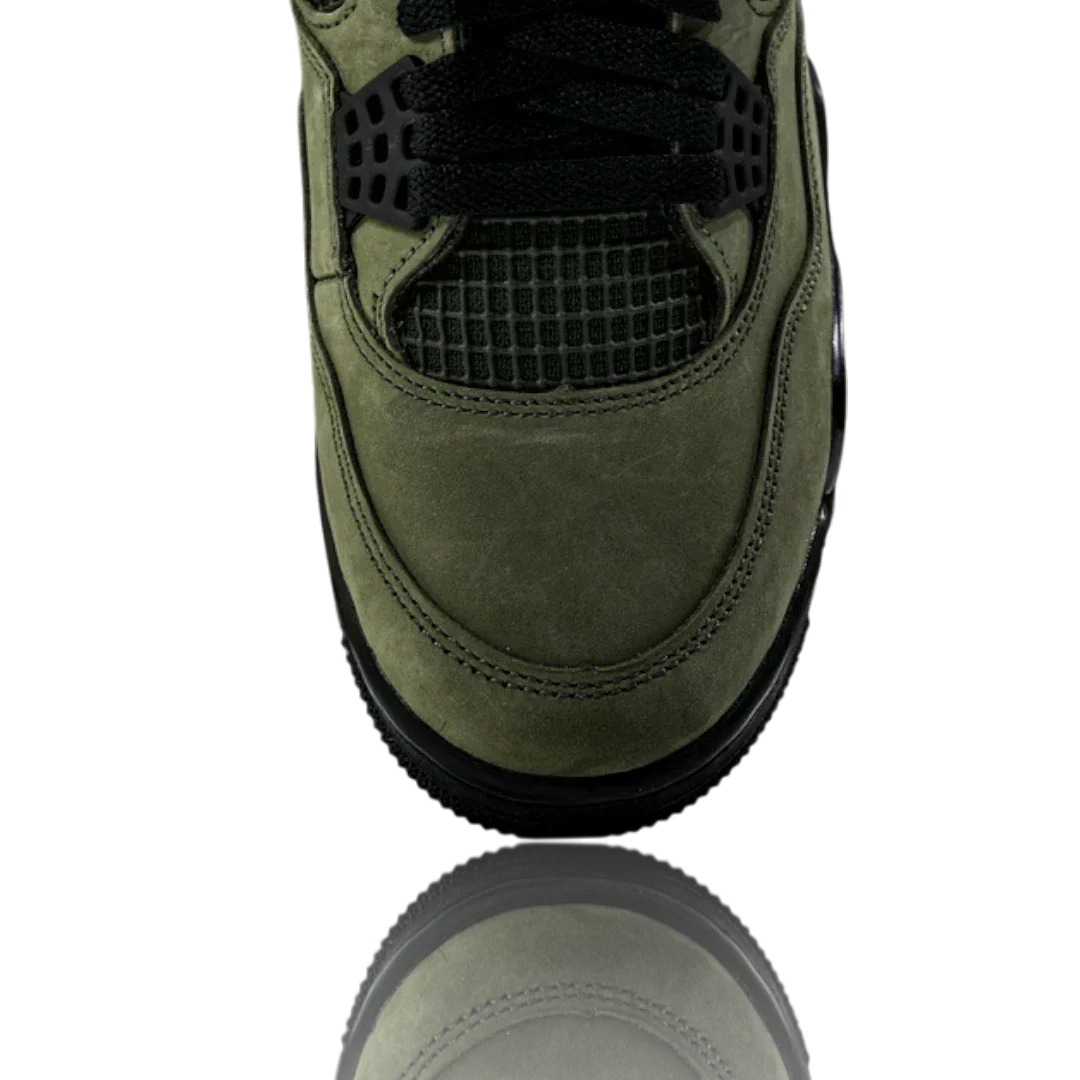 AJ4 Retro OG SP 'Undefeated'