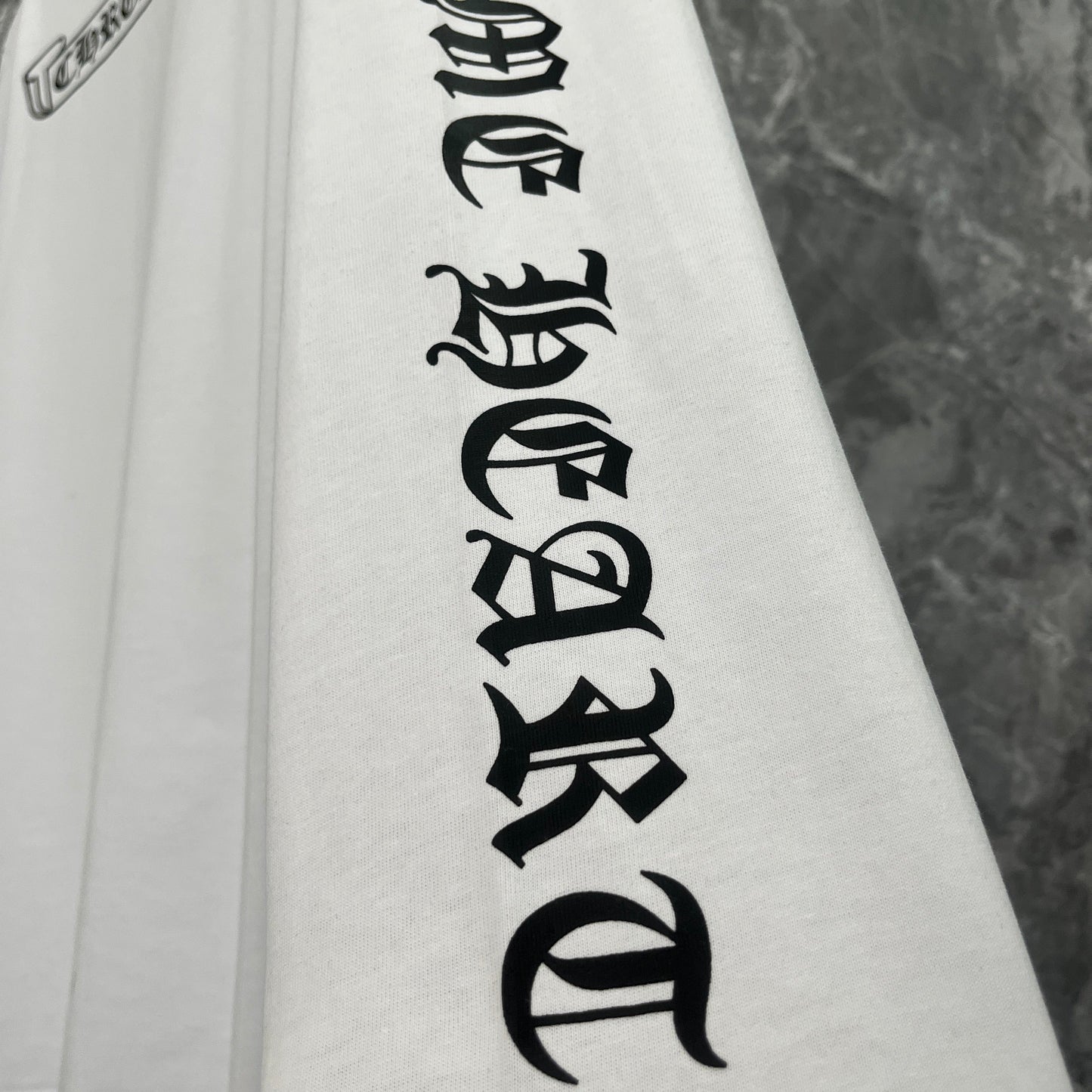Chrome Hearts Men's Long-Sleeve T-shirt Sweatshirt K8021